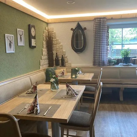 Zur Neuen Post Landgasthof Πανσιόν Herzogsreut