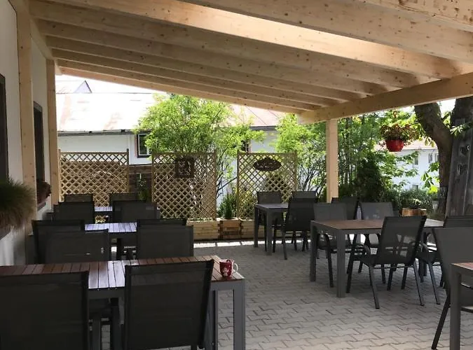 ゲストハウス Zur Neuen Post Landgasthof Herzogsreut
