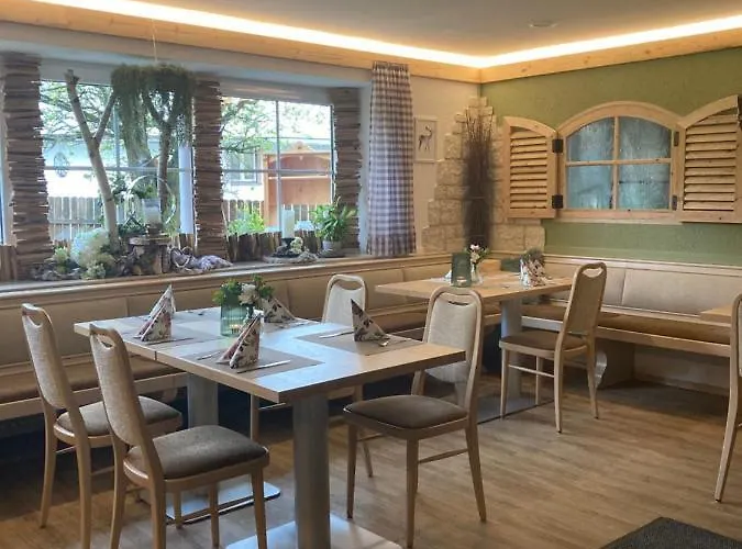 Zur Neuen Post Landgasthof 4*