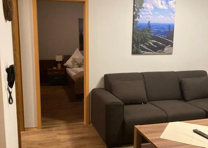Zur Neuen Post Landgasthof ゲストハウス Herzogsreut