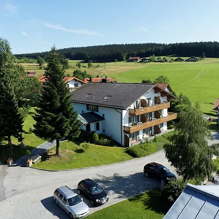 بيت ضيافة Zur Neuen Post Landgasthof Herzogsreut