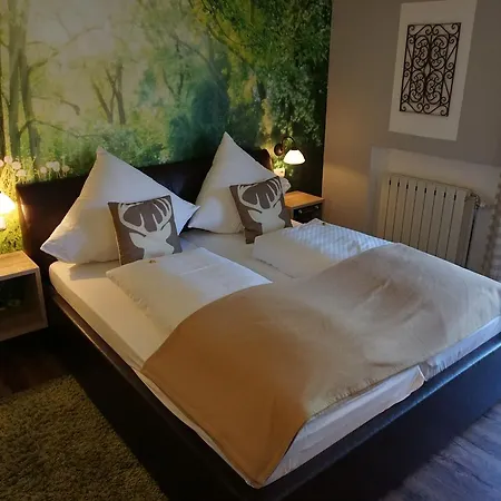 Zur Neuen Post Landgasthof بيت ضيافة